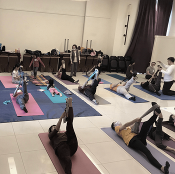 日野脊椎回復運動