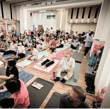 日野脊椎回復運動